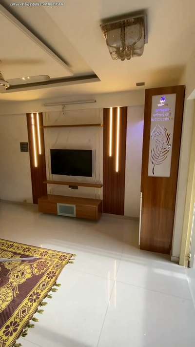 #lcdunitdesign  #smalltvunit  #combinatnationmica_  #panels  #profilelight_  #trendingdesign  #InteriorDesigner  #HomeDecor  #LUXURY_INTERIOR  #ModularKitchen  #modularwardrobe  #ModernBedMaking  #Modularfurniture work karane ke liye contact kare
whats.+919625506863
call.+917060375916 Saquib Mirza