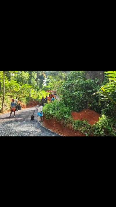 വീട്ടിലേയ്ക്കുള്ള വഴികൾ ചെറുതും വലുതുമായ റോഡ് വില്ല റോഡ്, ഹൌസ് പ്ലോട്ട് റോഡ്, ഫ്ലാറ്റ്കളുടെ റോഡ്, കമ്പനി റോഡ്, കോമ്പൗണ്ട്, ഗോഡൗൺ റോഡ് കോമ്പൗണ്ട് ഏരിയ, പാർക്കിംഗ് ഏരിയ, ഷോപ്പിങ് കോംപ്ലക്സ് പാർക്കിംഗ് ഏരിയ,എസ്റ്റേറ്റ് റോഡ്, ഫാം റോഡ്,ക്രഷർ റോഡ്, ഫാക്ടറി റോഡ് കോമ്പൗണ്ട്, പാർക്കിംഗ് ഏരിയ, സ്കൂൾ, കോളേജ്, റോഡ്സ് ഓഡിറ്റോറിയം പാർക്കിംഗ് ഗ്രൗണ്ട്, ഹോസ്പിറ്റലിൽ റോഡ്സ്, ബാഡ്മിന്റൺ കോർട്ട്, ഹോട്ടൽ, റിസോർട്, ഹോംസ്റ്റേ, റോഡ് കോമേഴ്‌ഷ്യൽ റോഡ് പ്രൈവറ്റ് റോഡ് എന്നിവയുടെ റോഡ് വർക്കുകൾ പ്രകൃതിക്കു അനുയോജ്യമായ രീതിയിൽ അതാത് റോഡ്കളുടെ ഉപയോഗം അനുസരിച്ചു ആവശ്യമായ മെറ്റീരിയൽ ഉപയോഗിച്ച് ഗുണനിലവാരം ഉറപ്പാക്കി റോഡ് ടാർ ചെയ്തു നൽകുന്നു കേരളത്തിൽ എല്ലാ ജില്ലകളിലും സർവീസ് ചെയ്യുന്നു ഓരോ ജില്ലകളിൽ മേറ്റീരിയൽ റേറ്റ്, സൈറ്റ്ലേക്കുള്ള മേറ്റീരിയൽ ട്രാൻസ്‌പോർട്ടിങ്, ചെയ്യാനുള്ള ഏരിയ റോഡ്ന്റെ ഘടന ചെയ്യുന്ന മെത്തേഡ് എന്നിവ അനുസരിച്ചു ഓരോ വർക്കിന്നും റേറ്റ് വ്യത്യാസം ഉണ്ടായിരിക്കും വർക്ക്‌ ചെയ്യാൻ ഉള്ളവർ നിങ്ങളുടെ ജില്ല,സ്ഥലം, ചെയ്യാൻ ഉള്ള ഏരിയ, നീളം വീതി,റോഡ്ന്റെ ഉപയോഗം റോഡിന്റെ വീഡിയോ, ഫോട്ടോസ് എന്നിവ whatsapp ചെയ്യുകയോ നേ