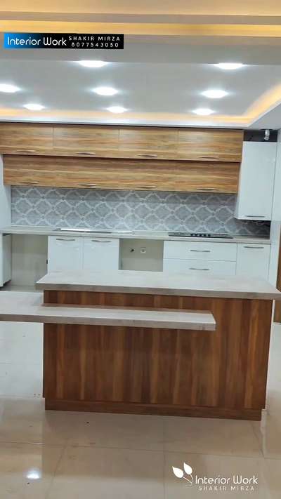 #LargeKitchen #ModularKitchen #KitchenInterior #OpenKitchnen #pantry #inotechkitchen #wadrobedesign #SlidingDoorWardrobe #tvunitdesign #modularTvunits #MasterBedroom #wallpanelling #DressingTable #All_furnitures_work_karane_ka_liye_contact_kare_90279 57097