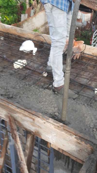 Sunshade & Lintel concreting , first floor