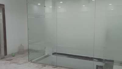 toughen glass partition