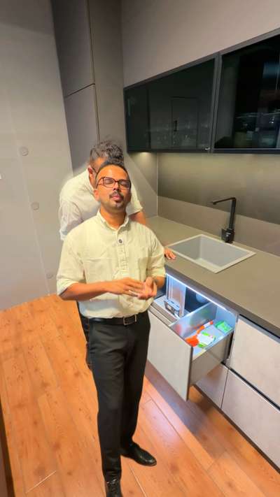 Smart Sink Drawer Storage for Modern Kitchens ✨
No more wasted space under the sink.
Most kitchens lose storage space because of plumbing.
This U-shape sink drawer solves that problem by creating usable storage around the sink pipe.
Perfect to store:
• Dishwashing liquids
• Scrubbers
• Cleaning items
A smart modular kitchen storage idea for modern homes.
#Kolo
#KitchenStorage
#SinkDrawer
#ModularKitchen
#KitchenIdeas
#ModernKitchen
#InteriorDesign
#HomeInspiration
#KeralaHomes
#SmartStorage