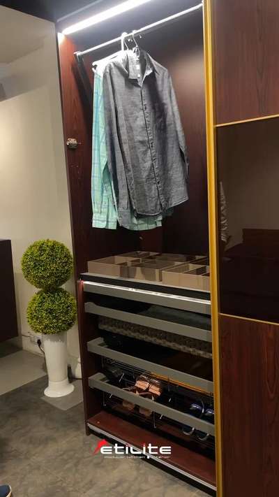 #accessories  #ebco  #ebcoindia  #interioraccessories  #InteriorDesigner  #WardrobeDesigns  #SlidingDoorWardrobe  #mirrorunit  #HomeAutomation  #homeinteriordesign  #KitchenInterior  #bedroomwardrobe