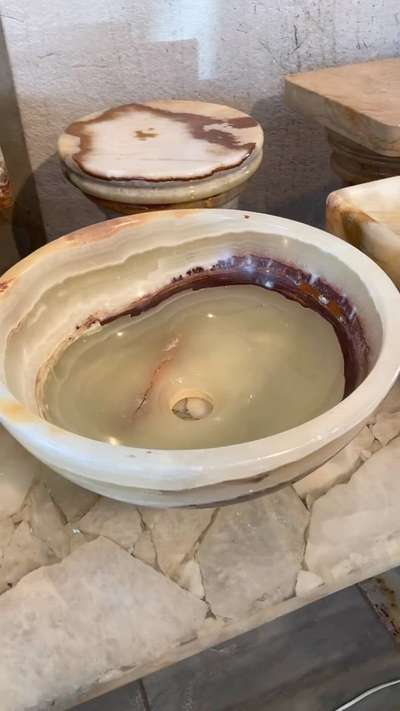 Onyx washbasin
#interior #ideas #home #interiordesign #indian #decorshopping