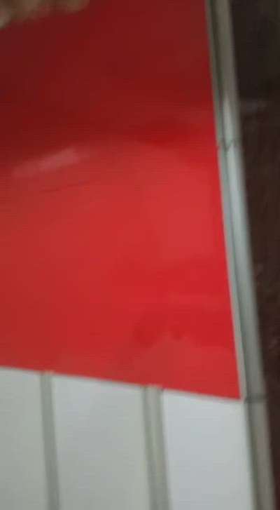Red & white modular kitchan 
inotech and still basket 
18mm solid ply 
G profile 
auto closing 3D inches
 #