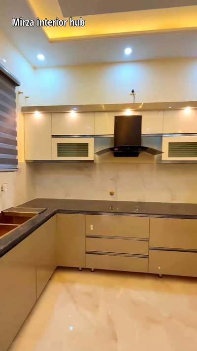 #ModularKitchen  #KitchenIdeas  #LargeKitchen  #OpenKitchnen  #ClosedKitchen  #Modularfurniture