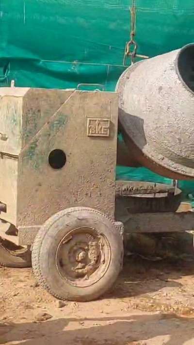 Piling progressing at Chakkai