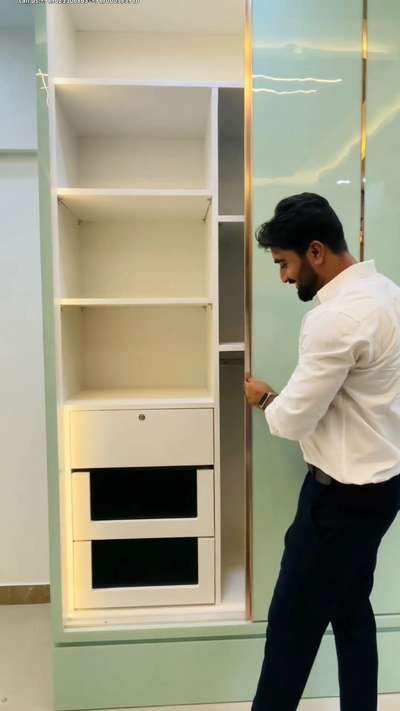 #SlidingDoorWardrobe  #hiddenLocker  #tprofile  #trendingdesign  #WallDecors  #HomeDecor  #LUXURY_INTERIOR  #ModularKitchen  #modularwardrobe  #ModernBedMaking  #Modularfurniture work karane ke liye contact kare
whats.+919625506863
call.+917060375916 Saquib Mirza