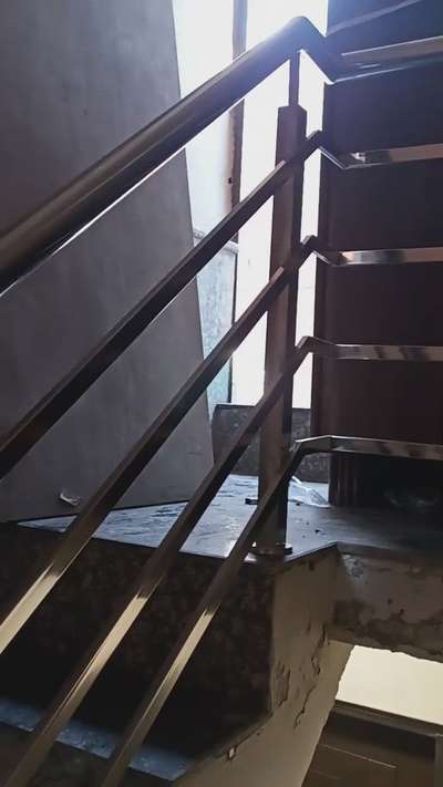 #msfabrication ss staircase railing
9910309187/9540064041