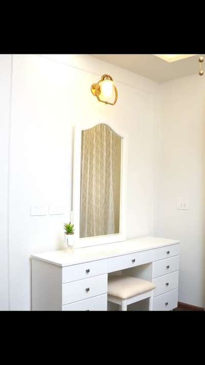 PU-finished elegance paired with a tinted glass top. #sidetable #FactoryFinish
#PremiumFinish #InteriorWork
#ModularFurniture  #MalappuramInteriors
#SouthIndiaInteriors  #PUSideTable
#HighGlossPU
#MattePU
#CustomFurniture