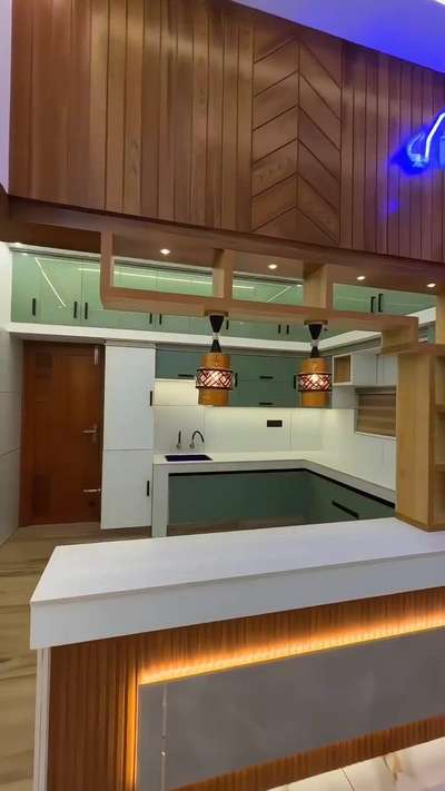 modular kitchen modular furniture ask KoloApp 😱  #ModularKitchen  #Modularfurniture  #modularwardrobe  #koloapp  #rkinterio  #askexperts  #Rk  #koloviral  #askcarpenter  #kolopost  #ask  #badrooms