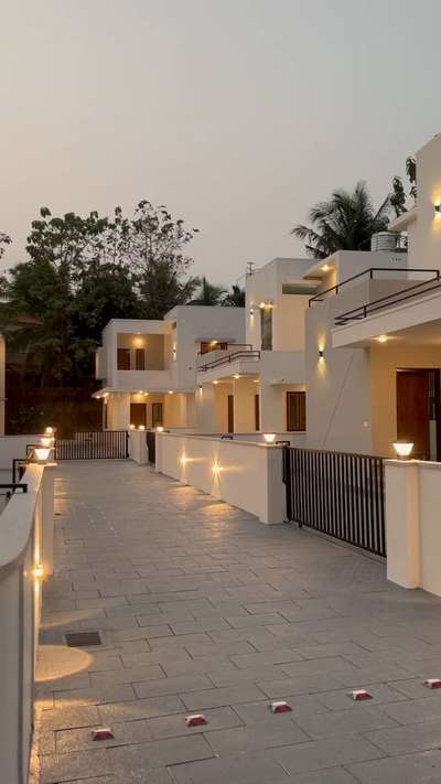 Villa projects by Castleden_
#kannu  #keralahomedesigners  #KeralaStyleHouse  #Kannur #budgethomes #ContemporaryDesigns #besthome   #kannurarchitects
