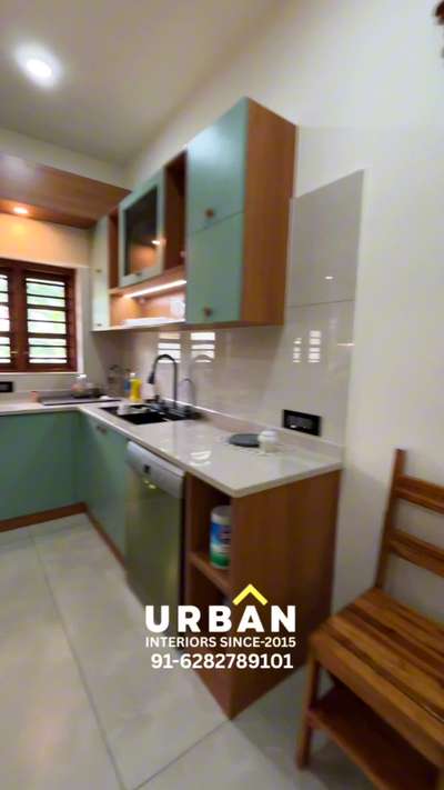 Trendy kitchen #interiordesign 
.
@urbannest2015
.
.
#kottayam #ernakulam #pathanamthitta #alappuzha #socailmedia #decor #interior #design #home #interiordesign #homedecor #instahome #interior123 #interiorinspiration #designinspiration #interiorstyling #homeinterior #decoration #interiordecor #homedesign #modernhome #interiordesign #decorlovers #instagramgrowth #explore #viral #trending #igreach #instagramhacks