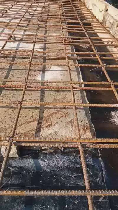 single storey house slab concreting, by laying bitumen sheet to avoid sagging of slab at support