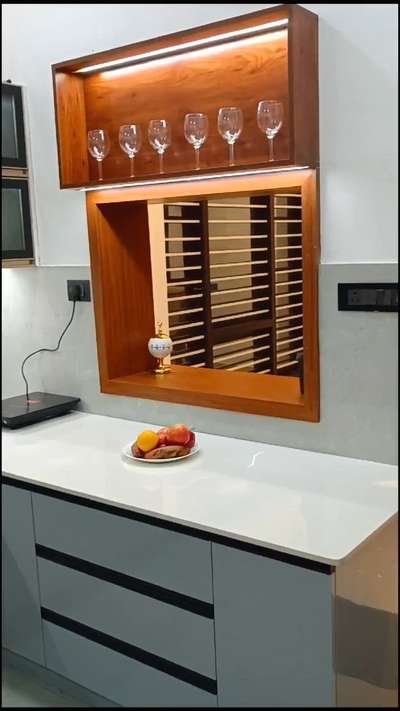 Modular kitchen #KitchenIdeas #wooddecor #KitchenCabinet #KitchenRenovation #KitchenInterior #kollam #bestinterior #construction_company_kollam #kollaminterior #Carpenter