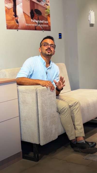 Tandem Runner in Sofa | Inbuilt Storage Solution 🛋️✨
Introducing smart living with Kolo Sofa featuring Tandem Runner Storage – where comfort meets intelligent design.
✔️ Smooth Tandem Runner mechanism
✔️ Inbuilt hidden storage inside sofa
✔️ Store books, liquor bottles, wine glasses & small essentials
✔️ Perfect for apartments & compact homes
✔️ Organized, clutter-free living space
Now your sofa is not just for seating — it’s a smart storage solution. Keep your books, bar accessories, and everyday items neatly stored and easily accessible.
Upgrade to modern multifunctional furniture with Kolo.
📩 DM us for enquiries & customization options.


#Kolo
#TandemRunner
#SofaStorage
#InbuiltStorage
#SmartFurniture
#ModularFurniture
#SpaceSavingSofa
#HiddenStorage
#ModernInteriors
#ApartmentFurniture
#LuxuryLiving
#HomeStorageSolutions
#InnovativeFurniture
#interiordesignindia