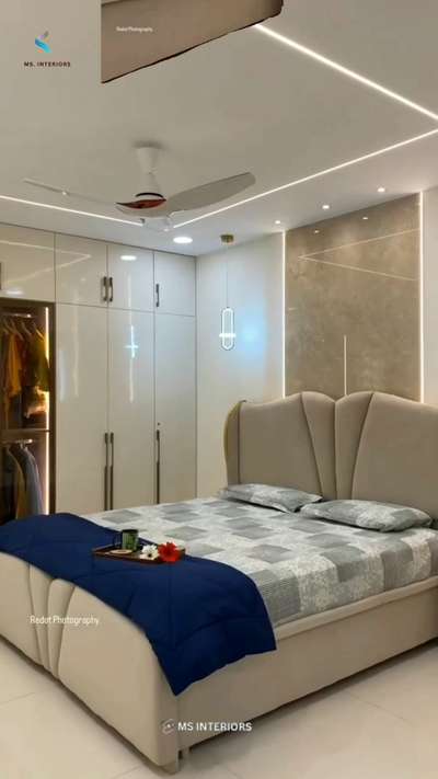 Sukoon Bhara Bedroom – Warm & Peaceful Vibes"
#homeinteriordesign #SmallHomePlans #HomeDecor #new_home #InteriorDesigner #KitchenInterior #BedroomDecor #MasterBedroom #bedroominterio #wadrobedesign #tvunitinterior #allinteriorsolution