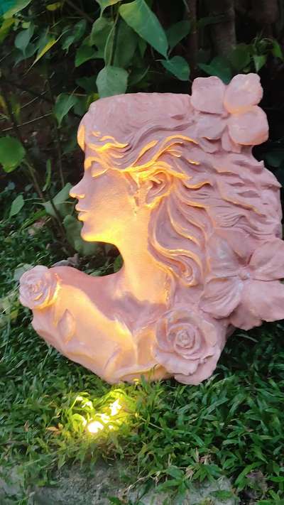 Garden Sculpture Floral girl. 20 inch tall.  color options available. #sculpture #gardensculpture #wallmural #art  #WallDecors