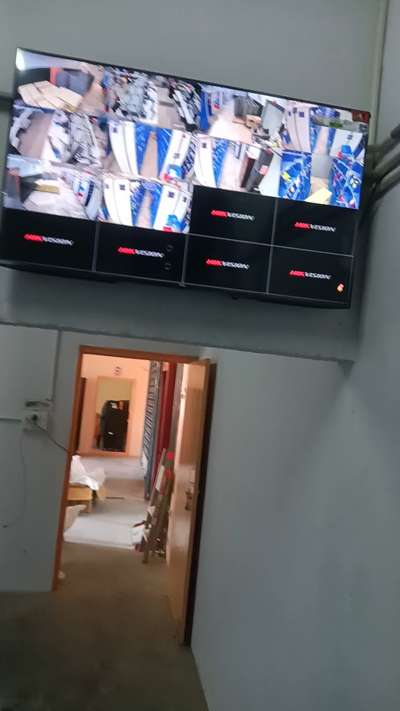 indore city me ab bahut  ache or saste hikvision camere installation and sales ip.hd camra 

(#bio #metric)
(#video door phone)
(fire alarm) 
(smock sensor)
( smart door lock) 
( wifi camera)
router 
POE switch 
DVR NVR 
POWER SUPPLY 
HARDISK
 #cctvcamera #smokedetector #securitydevices