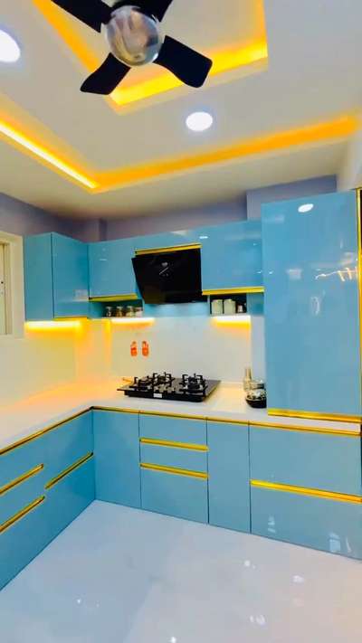 #ModularKitchen #ModularHome #colorglassKitchen #HomeInterior #LatestKitchen #KitchenInterior #InteriorDesigner #ModularCabinates #ColouredKitchen #skyblue #glossykitchen #ModularCabinates #signaturekitchens