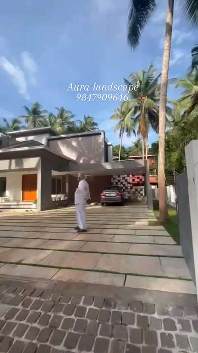 #Aura landscape
@aurahomesolutions
.
.
#LandscapeGarden
#KeralaStyleHouse
#landscape
#gardensetting