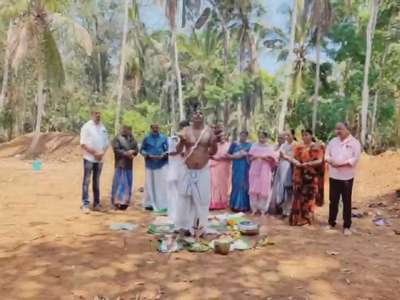 Job no:153
Client name: sadananthan
Location: pinarayi
Sqft:1298
Stage: KuttiadiBuild your Home with *LEEHA BUILDERS* 🏡🏠🏡
നിങ്ങളുടെ സ്വപ്നഭവനം ചെറുതോ വലുതോ ആയികൊള്ളട്ടെ.. കേരളത്തിൽ എവിടെയും തറപ്പണി മുതൽ ഫുൾ ഫിനിഷ് ചെയ്തു കീ കൈമാറുന്നു.

Build your Home with *LEEHA BUILDERS* 🏡🏠🏡

Sqft Rate :1600,1750,1950,2000,2600

FREE PLAN AND ELEVATION
ALL KERALA CONSTRUCTION
ISI CERTIFIED BRANDS ONLY

OUR SERVICE

HOME CONSTRUCTION, INTERIOR WORK, RENOVATION, COMMERCIAL WORKS,LANDSCAPE, WELL, STRUCTURE WORK

Offices : Kannur  kochi
Contact :http://wa.me+918089902878
#leehabuilders  #leeha_building_design_and_construction  #keralahomeplanners #homedesign #newhome #newhouse #pavingstones #pavingblock #paving #homedesignkerala #homedecor #malappuram #interior #keralagodsowncountry #design #keralagram #keralahomestyle #architecturelovers #keraladesigners #veedu #bhk #keralahomedecor #homesweethome #construction #keralahomedesignz #buildersinkerala #interiordesigner #thrissur #kannur #art #keralap