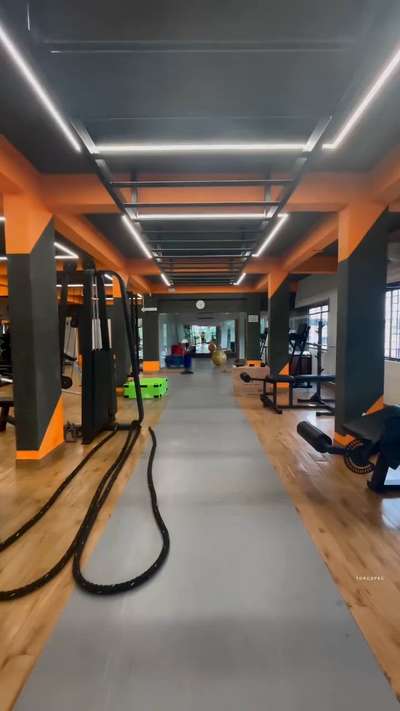 M&B Fitness features a contemporary design that blends functionality with a motivating aesthetic.

#newworkdone #gymwall
