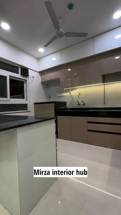 #ModularKitchen  #KitchenIdeas  #LargeKitchen  #inotech  #pantry  #Modularfurniture work karane ke liye contact kare
whats.+919625506863
call.+917060375916 Saqib Mirza