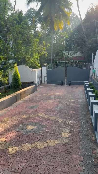 Automated Swing Gate with remote control and mobile app control.


 #homeautomationkerala  #swinggate  #automatedgate  #koloviral  #kolopost  #koloapp  #fortuetechnologies  #smartgates #smarthomes