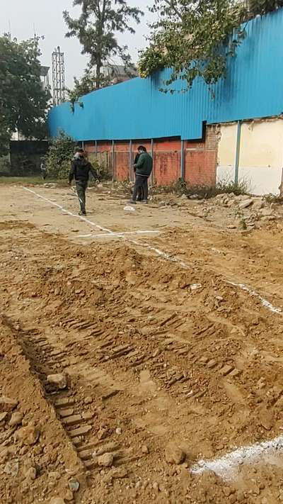 land survey at site..
#sitesurveying #freesitevisit #sitework #freeconsultation #Buildingconstruction #excavationsite #Excavation