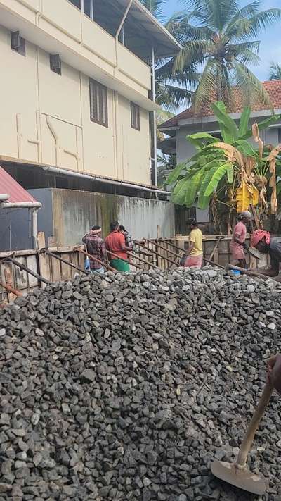 Retaining wall concreting @ Thiruvananthapuram, Chakkai 275